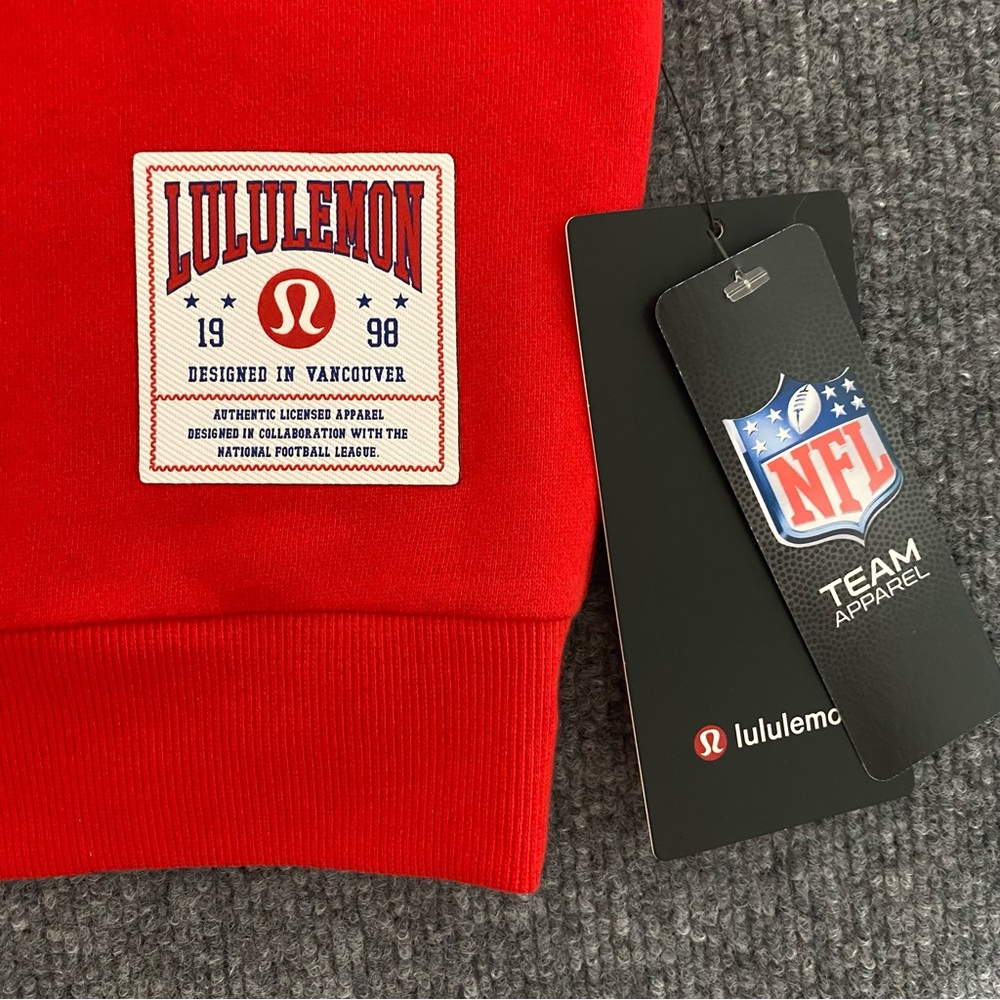Lululemon x NFL Kansas City Chiefs Steady State Crew Mens M Red Sweatshirt NWT - Picture 6 of 11